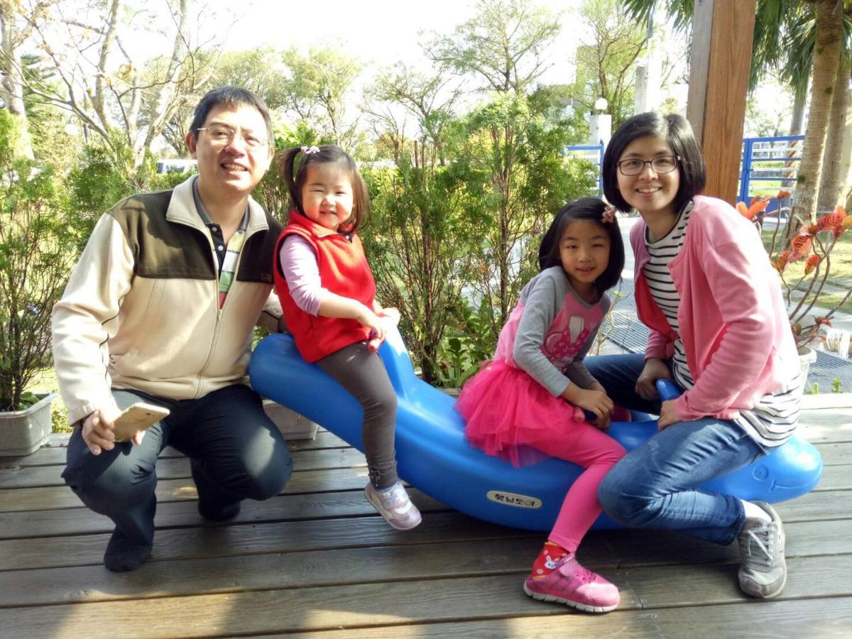 Appartamento Fish House 宜蘭獨棟別墅 戲水池 生態diy 安農溪自行車 Dongshan  Esterno foto