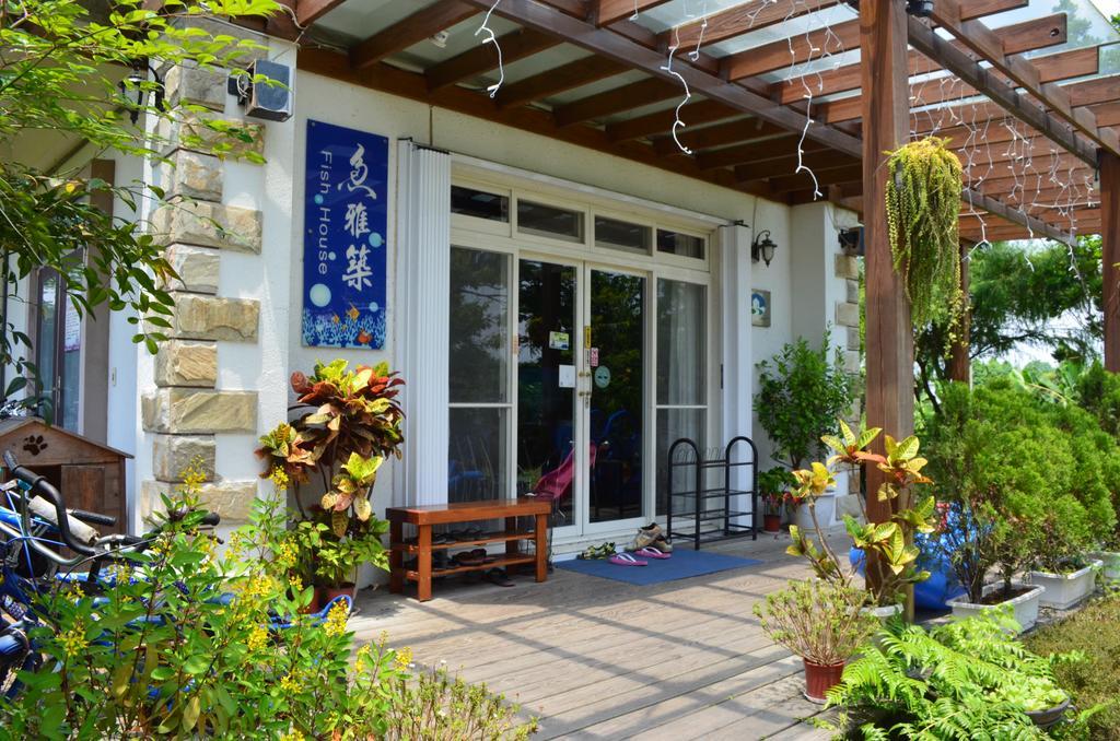 Appartamento Fish House 宜蘭獨棟別墅 戲水池 生態diy 安農溪自行車 Dongshan  Esterno foto